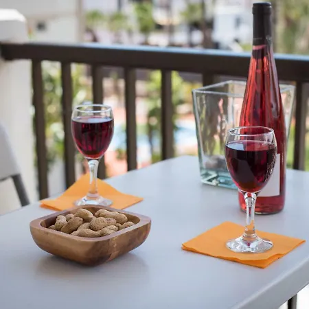 Apartament 310 Great Location In Americas, Sea Front! Playa de las Americas (Tenerife)