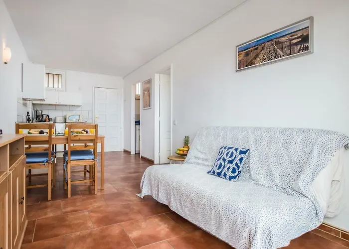 310 Great Location In Americas, Sea Front! Playa de las Americas (Tenerife)