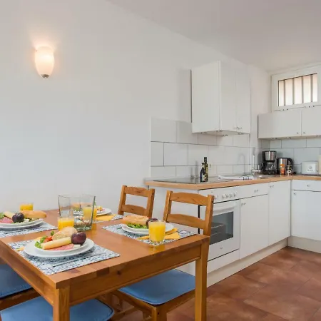 310 Great Location In Americas, Sea Front! Apartamento *